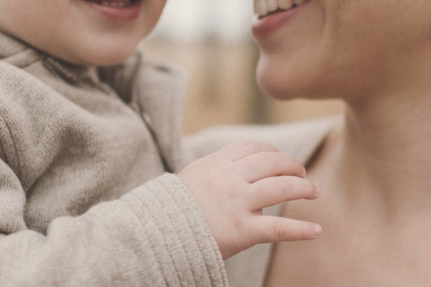 seasonal motherhood smiles